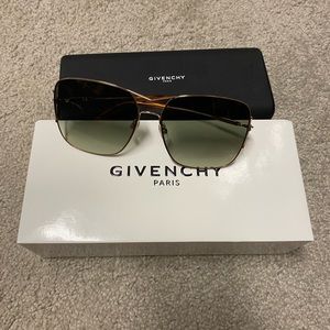 Givenchy Sunglasses 7004/S Gold Square Aviator
